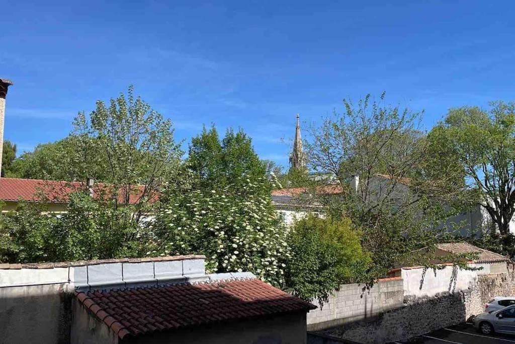 Apartment Beaux Arts Avec Clim Et Terrasse